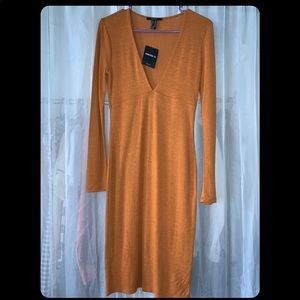 Beautiful Rust Orange Medium Dress from Forever21, Never Worn. Perfect for Fall!